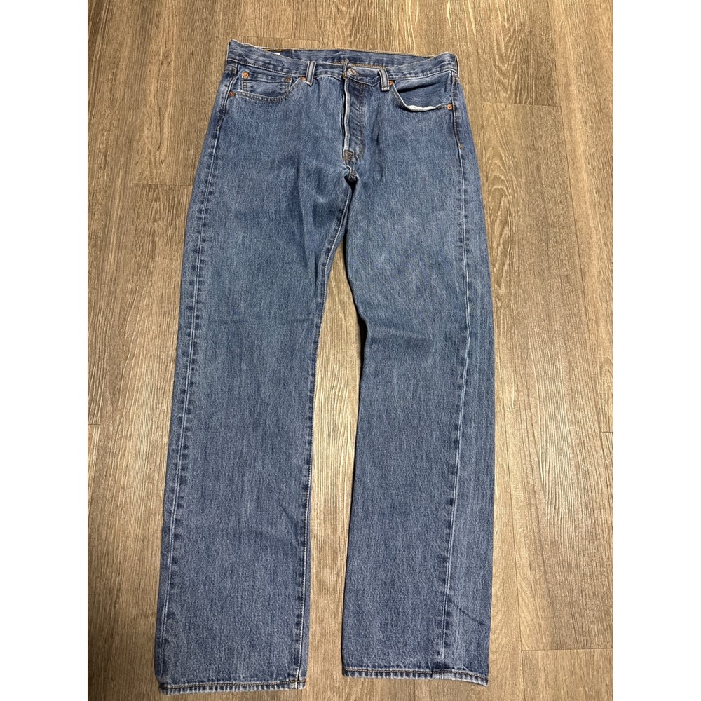 Levis 501 Original Fit Mens Blue Jeans Medium Wash Straight Leg 33x32